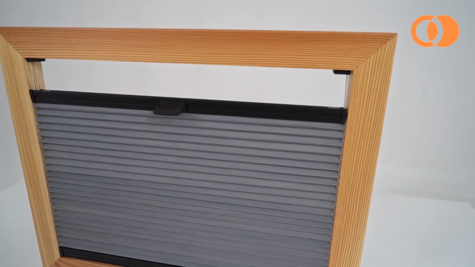 El ajuste perfecto of COSIMO Pleated Blinds